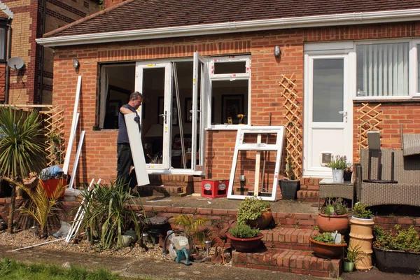 Innovations in Shoulder Replacement: Precision and Recovery