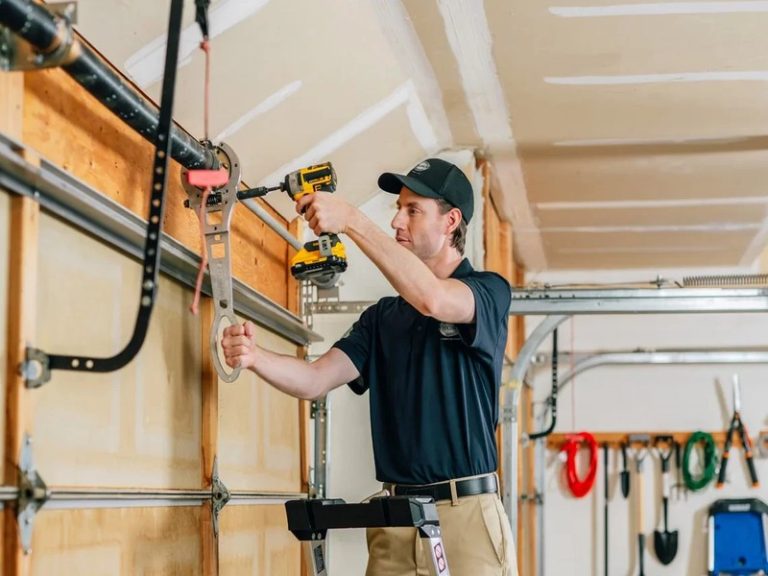 Fast Response garage door repair Company