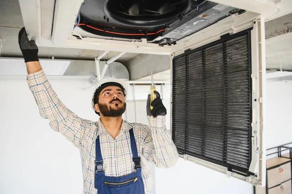 The Connection Between Furnace Filters and Heating Efficiency