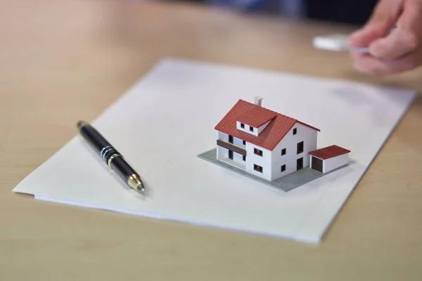 David Reed - The Dave Reed Real Estate Team - REMAX Results: Trusted Local Real Estate Experts